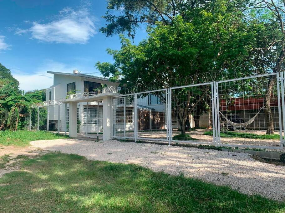 Casa Buda Liberia Cerca Del Aeropuerto Ngoại thất bức ảnh